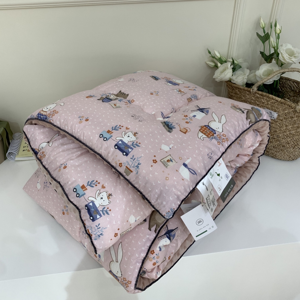 91家纺网 家纺一手货源 找家纺 汇庭 2025秋冬新款全棉单人豆豆被冬被子被芯系列 松鼠兔