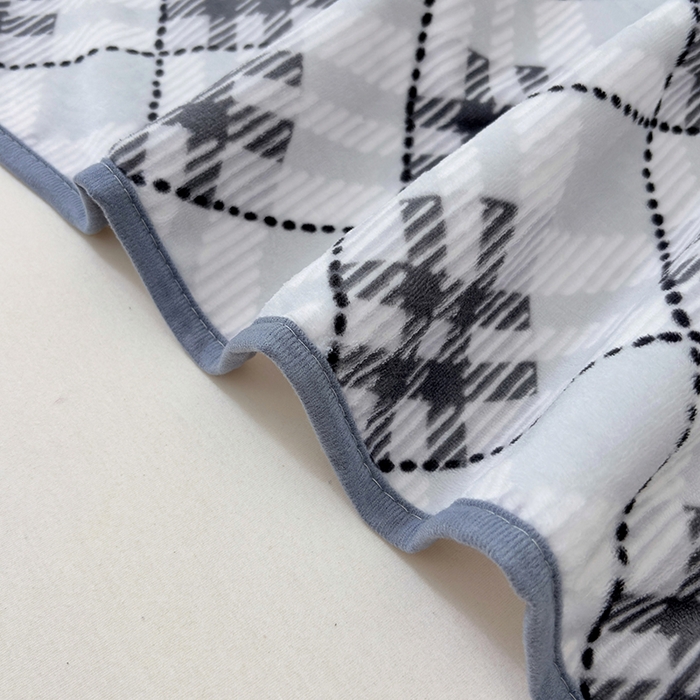 91家纺网 家纺一手货源 找家纺 茗婷家纺 2025新款牛奶绒防水床单隔尿垫供跨境外贸亚马逊秋冬热款 mm格灰