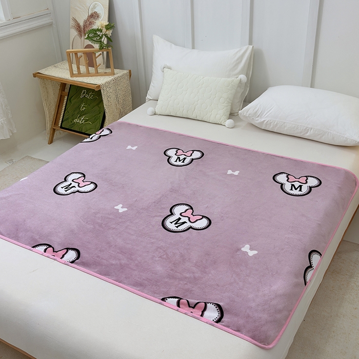 91家纺网 家纺一手货源 找家纺 茗婷家纺 2025新款牛奶绒防水床单隔尿垫供跨境外贸亚马逊秋冬热款 米奇头豆沙