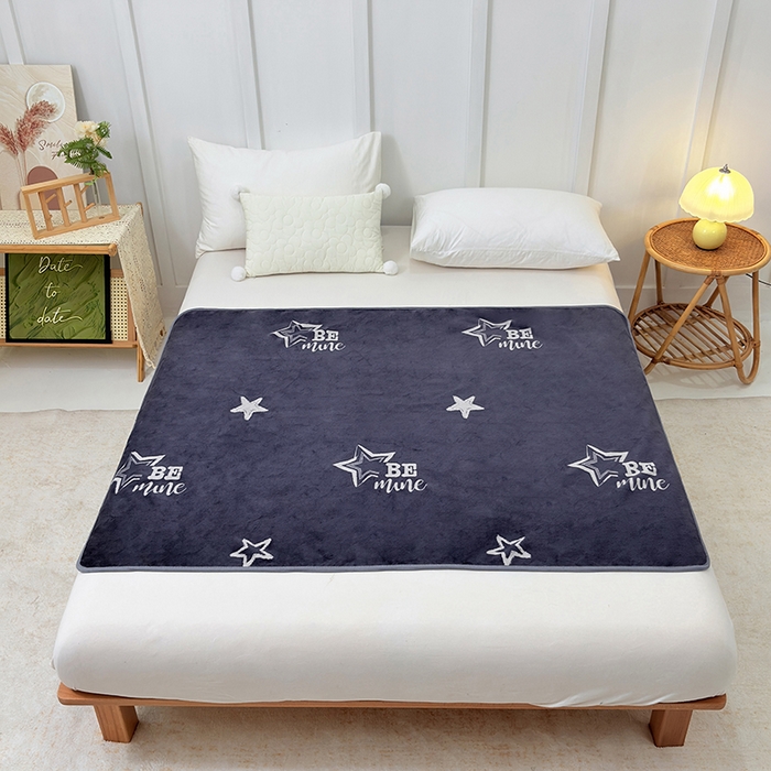 91家纺网 家纺一手货源 找家纺 茗婷家纺 2025新款牛奶绒防水床单隔尿垫供跨境外贸亚马逊秋冬热款 英伦风深灰