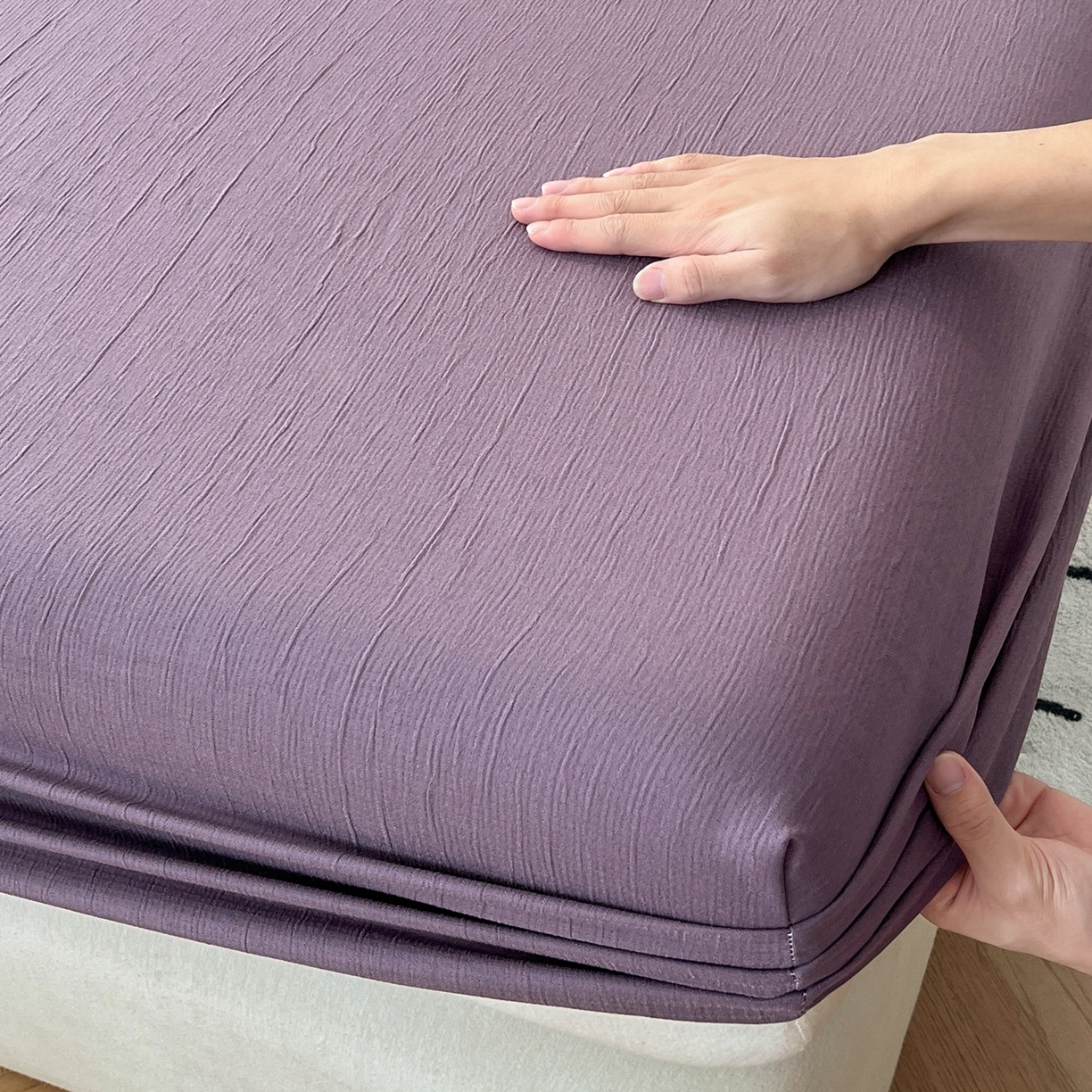 91家纺网 家纺一手货源 找家纺 瑞钰 2025新款透气云感三层纱床笠 木槿紫