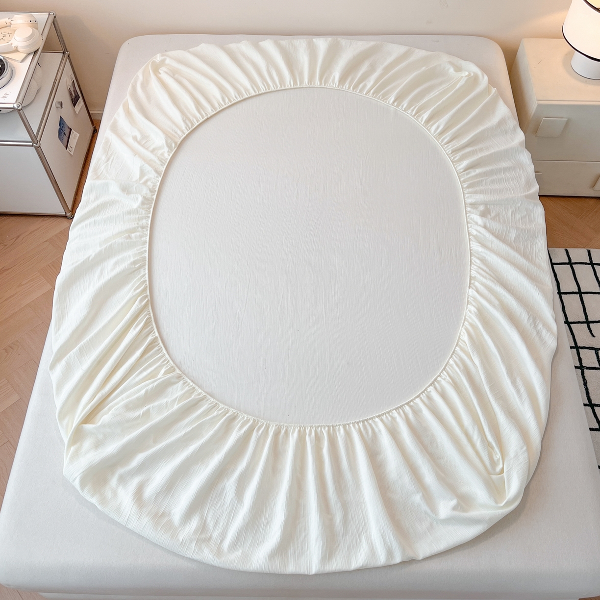 91家纺网 家纺一手货源 找家纺 瑞钰 2025新款透气云感三层纱床笠 奶昔白