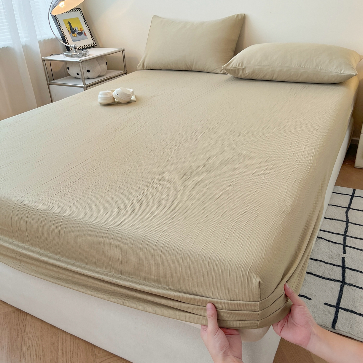 91家纺网 家纺一手货源 找家纺 瑞钰 2025新款透气云感三层纱床笠 浅咖