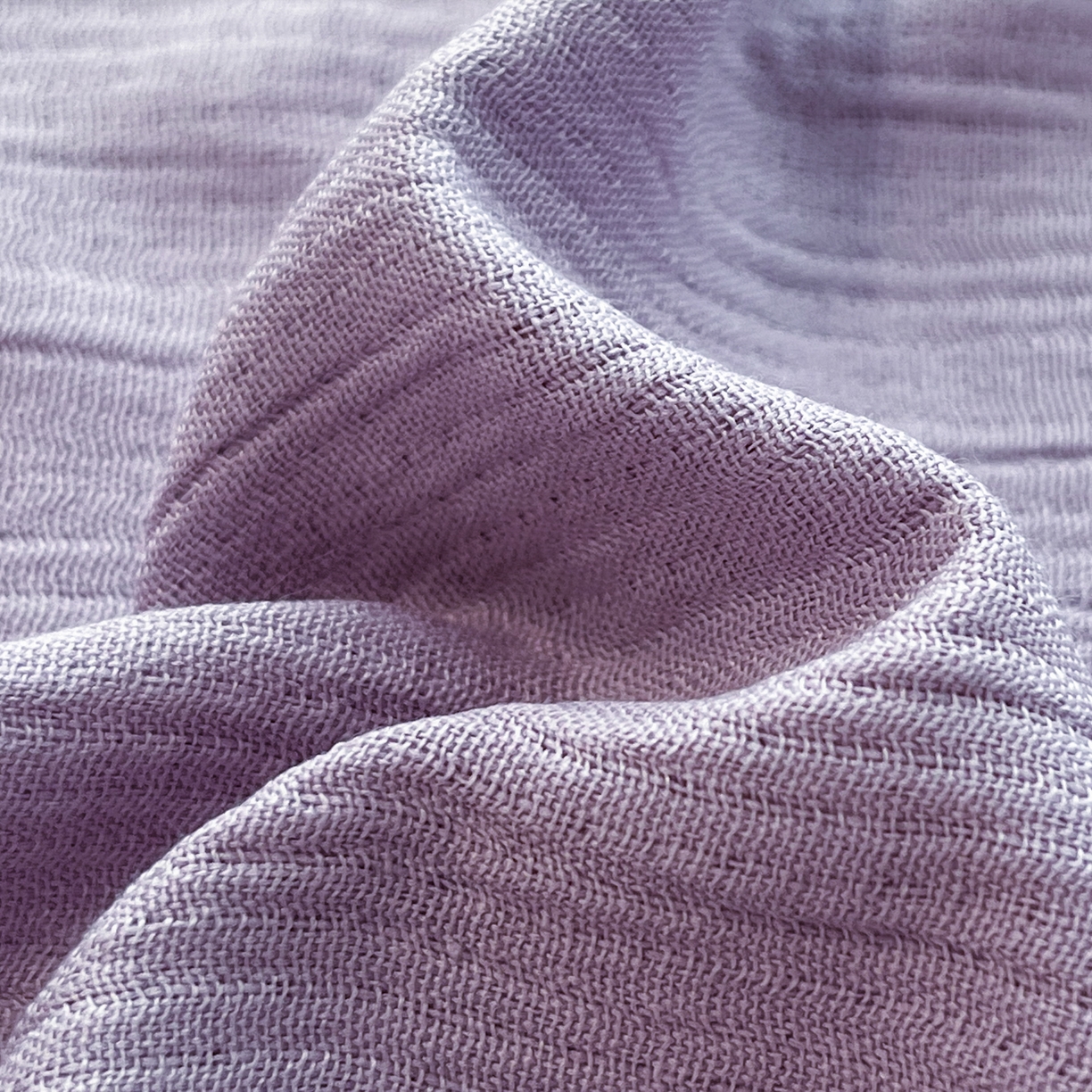 91家纺网 家纺一手货源 找家纺 瑞钰 2025新款透气云感三层纱床笠 柔幻紫