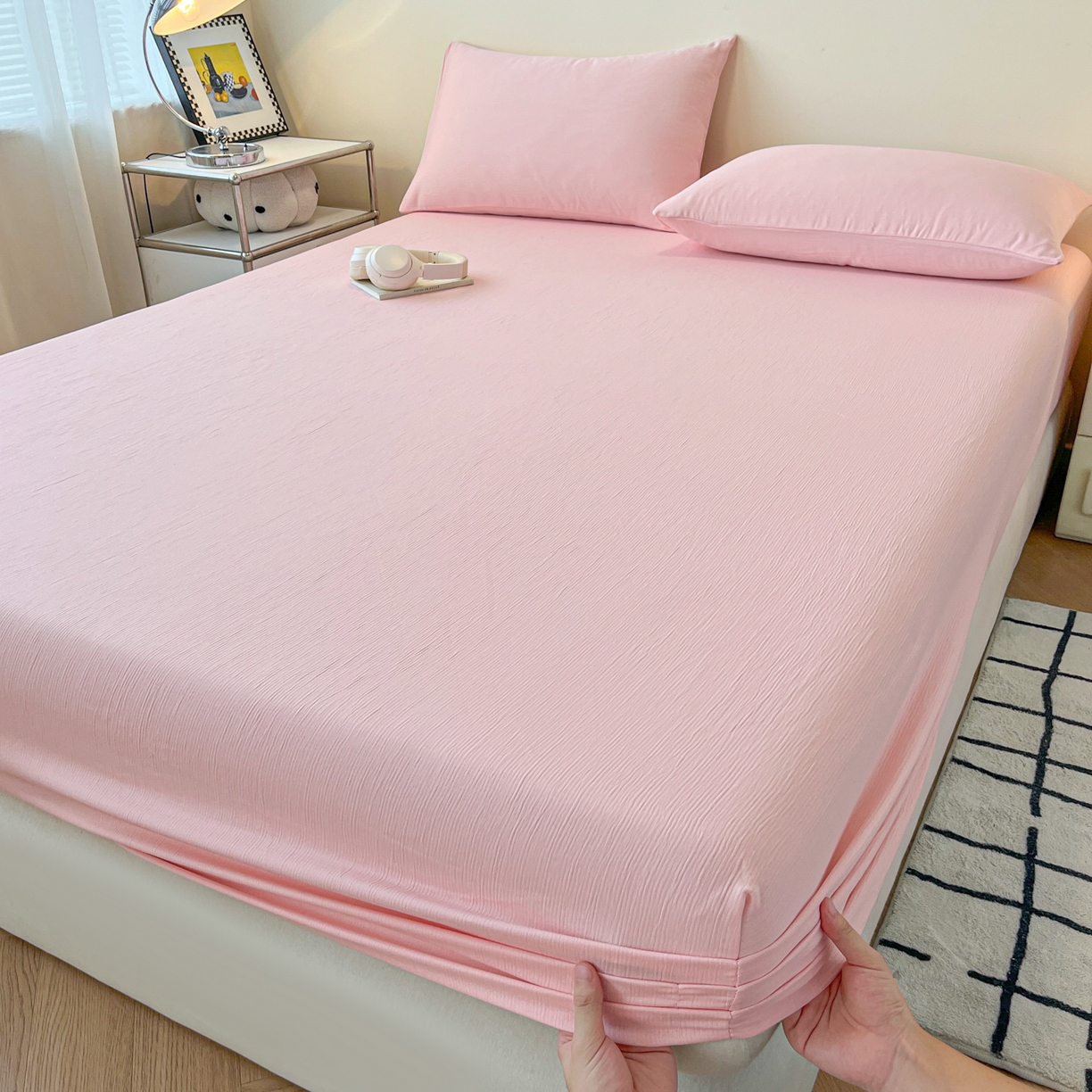 91家纺网 家纺一手货源 找家纺 瑞钰 2025新款透气云感三层纱床笠 韶粉