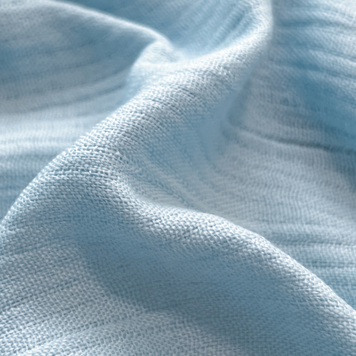 91家纺网 家纺一手货源 找家纺 瑞钰 2025新款透气云感三层纱床笠 天空蓝