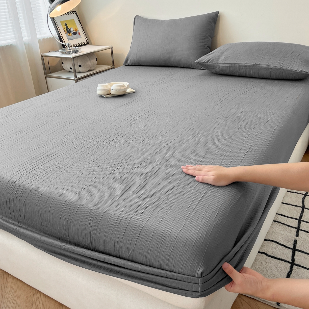 91家纺网 家纺一手货源 找家纺 瑞钰 2025新款透气云感三层纱床笠 烟灰