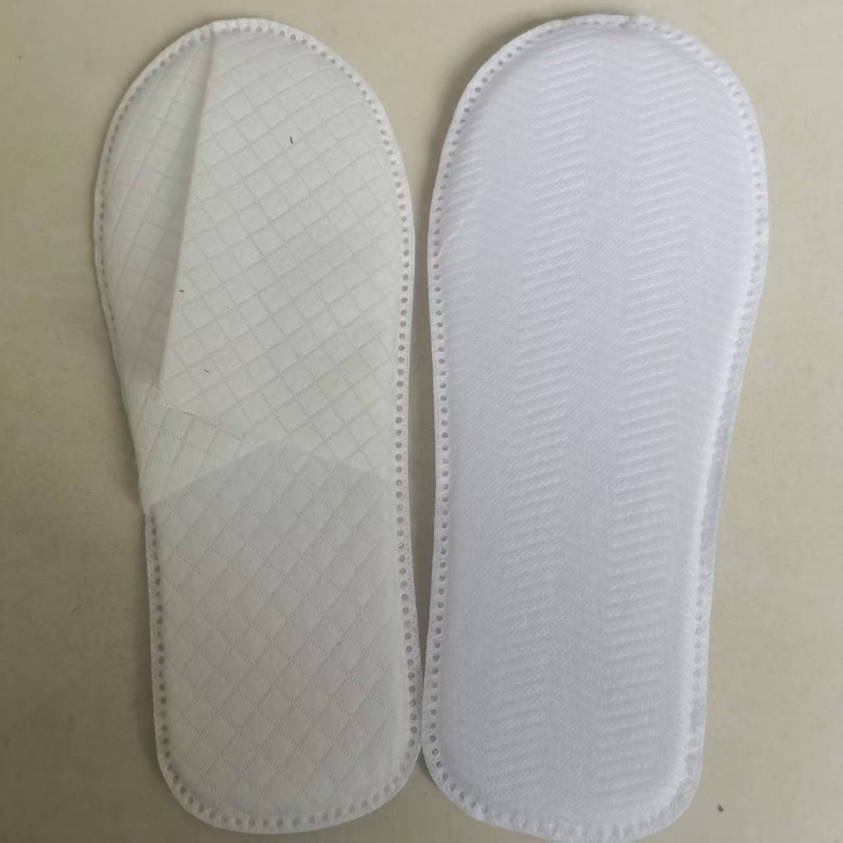 （總）安力森/誠臻酒店用品 2025新款酒店民宿定制款白色格紋透氣防滑一次性待客拖鞋