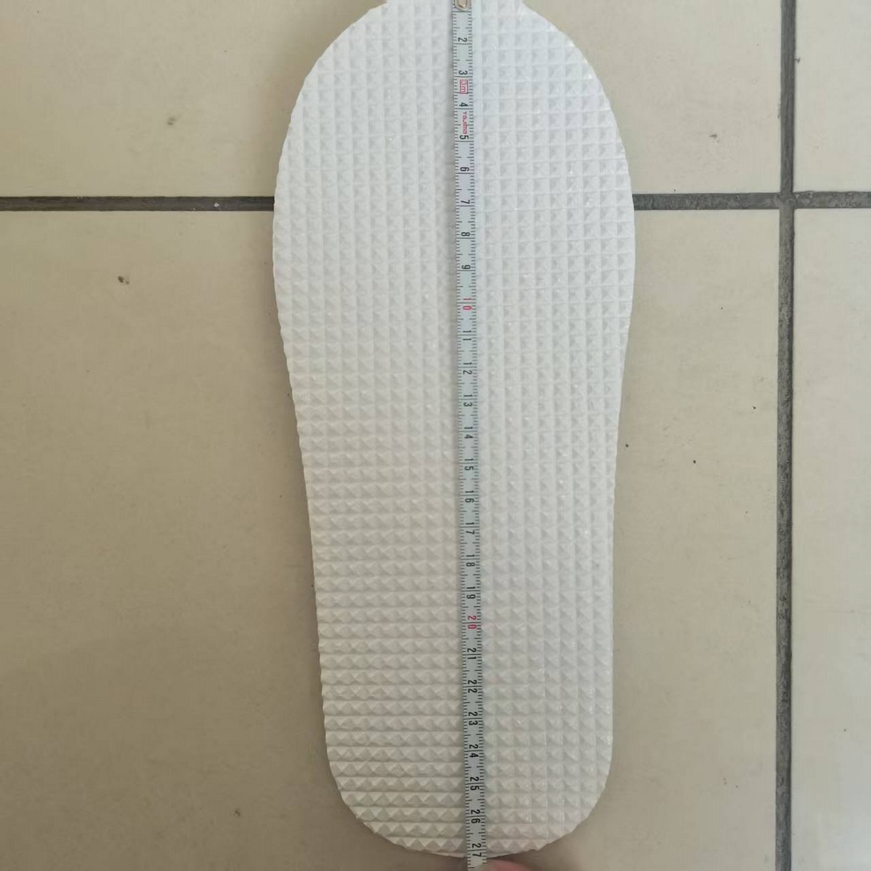 91家纺网 家纺一手货源 找家纺 （总）安力森/诚臻酒店用品 2025新款酒店民宿 专用灰色格纹防滑拖鞋  客房待客一次性舒适拖鞋