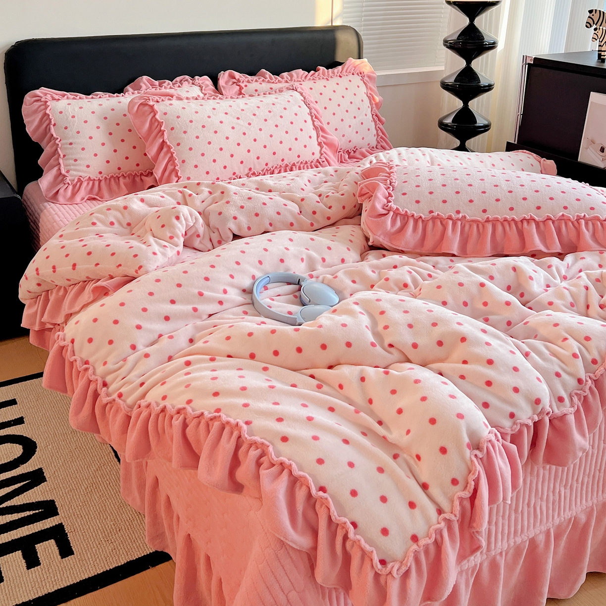 富米莱（原臻工厂） 2025新款热卖舒适大宽花边牛奶绒床盖床裙四件套 爆款大花边-奶油粉点点