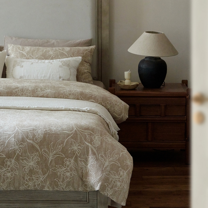 91家纺网 家纺一手货源 找家纺 （总）子和家居 2025新款棉麻色织提花四件套-浮影暗香 （会员享受会员折扣 标准控价：券后不低于298元 加大控价：券后不低于318元）