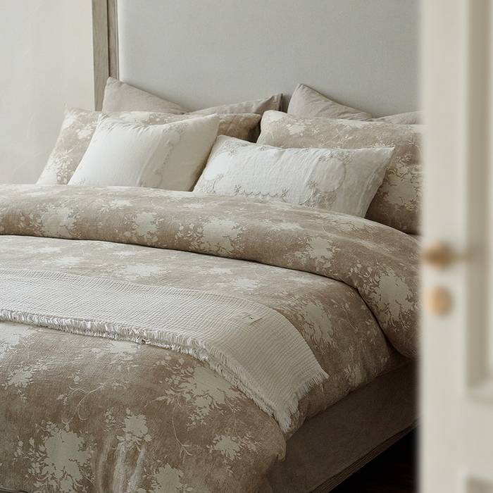 91家纺网 家纺一手货源 找家纺 子和家居 2025新款棉麻色织提花四件套-浮影暗香 （会员享受会员折扣 标准控价：券后不低于298元 加大控价：券后不低于318元） 浮影暗香-芍香