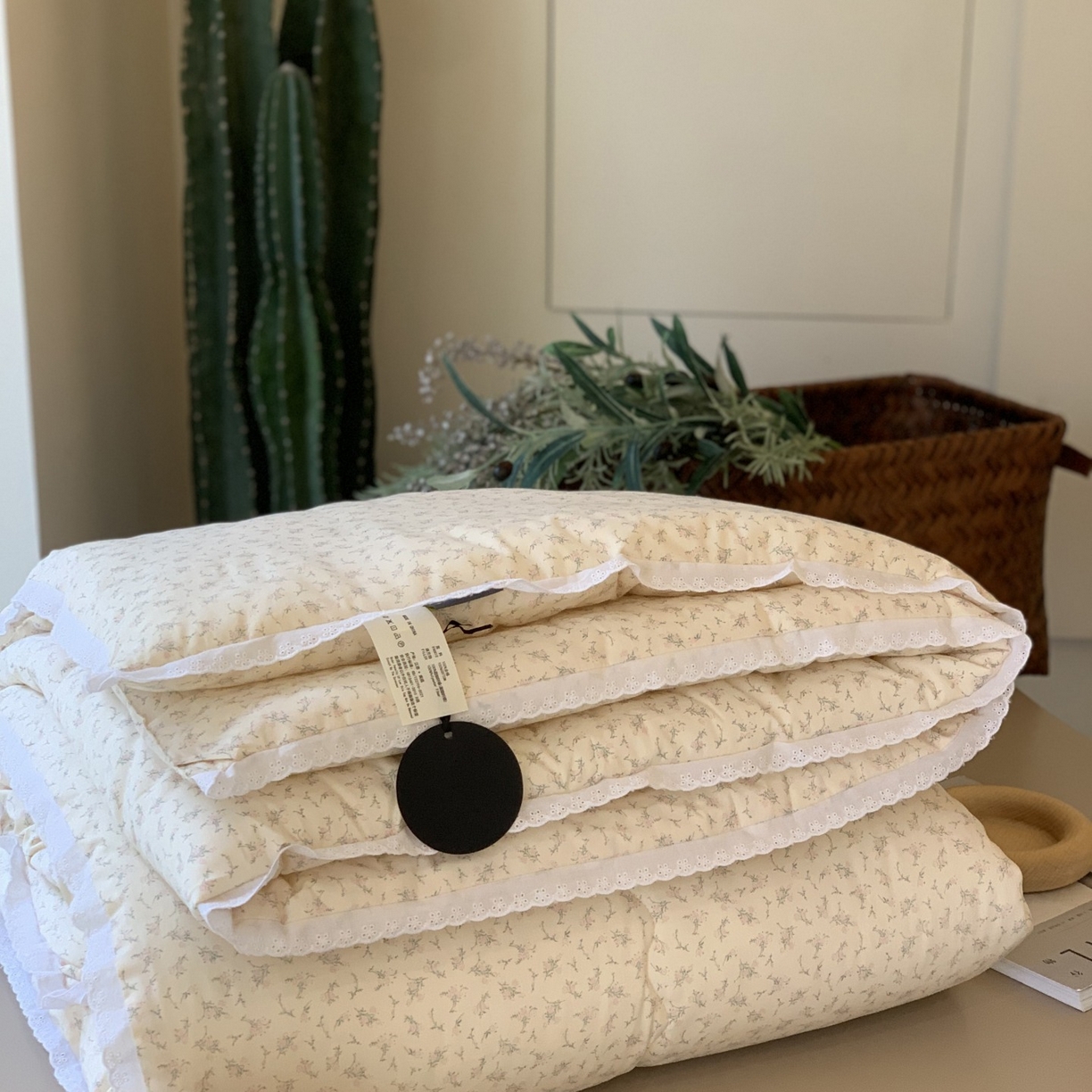 91家纺网 家纺一手货源 找家纺 汇庭 2025秋冬新品慕斯春秋被子被芯系列 暖心豆沙