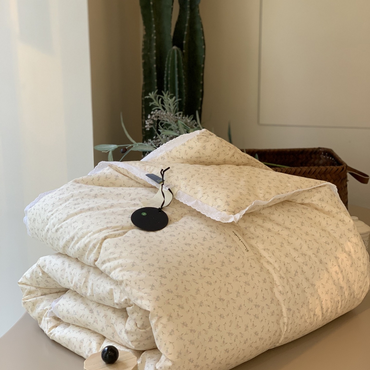 91家纺网 家纺一手货源 找家纺 汇庭 2025秋冬新品慕斯春秋被子被芯系列 暖心豆沙