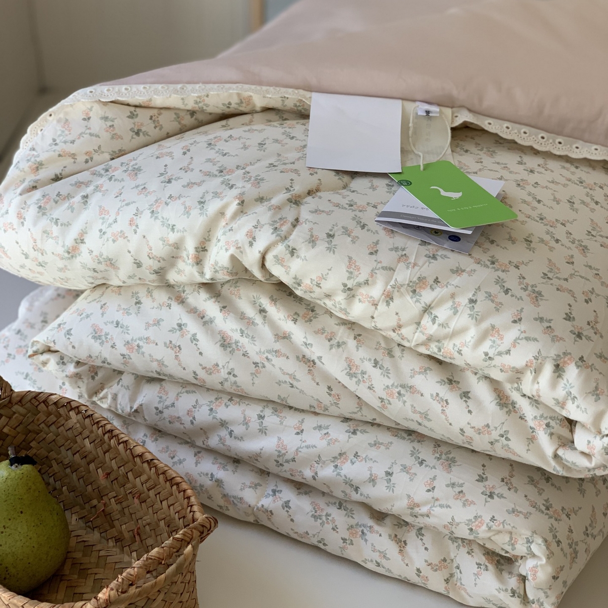 91家纺网 家纺一手货源 找家纺 汇庭 2025秋冬新品慕斯春秋被子被芯系列 花意粉