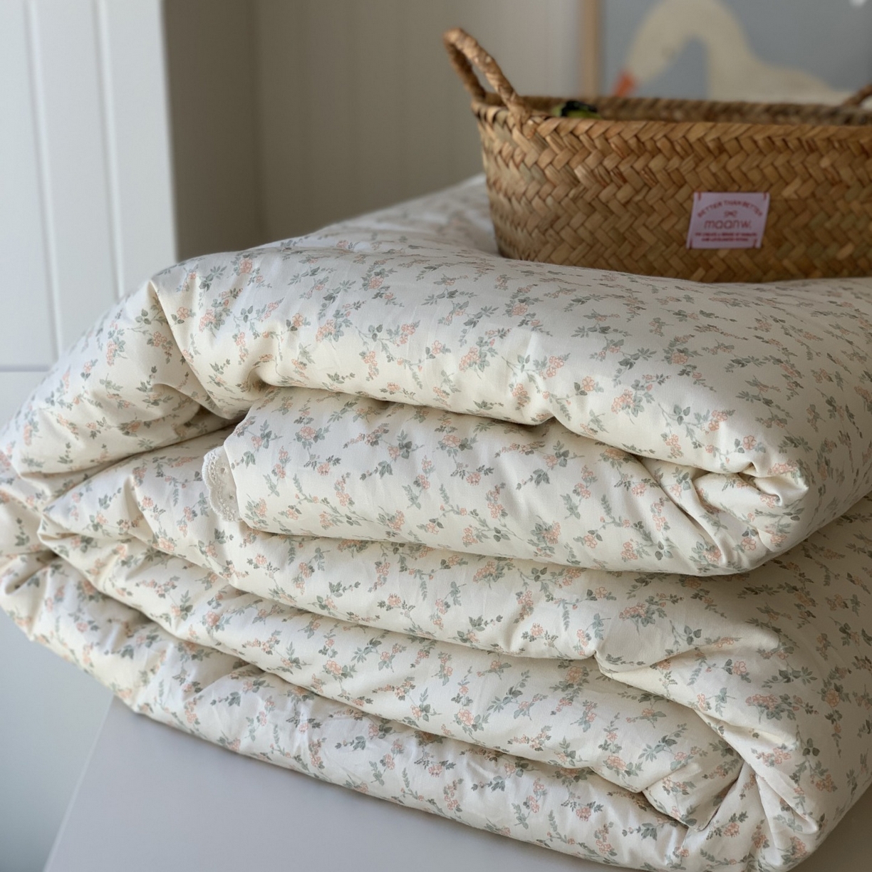 91家纺网 家纺一手货源 找家纺 汇庭 2025秋冬新品慕斯春秋被子被芯系列 花意粉