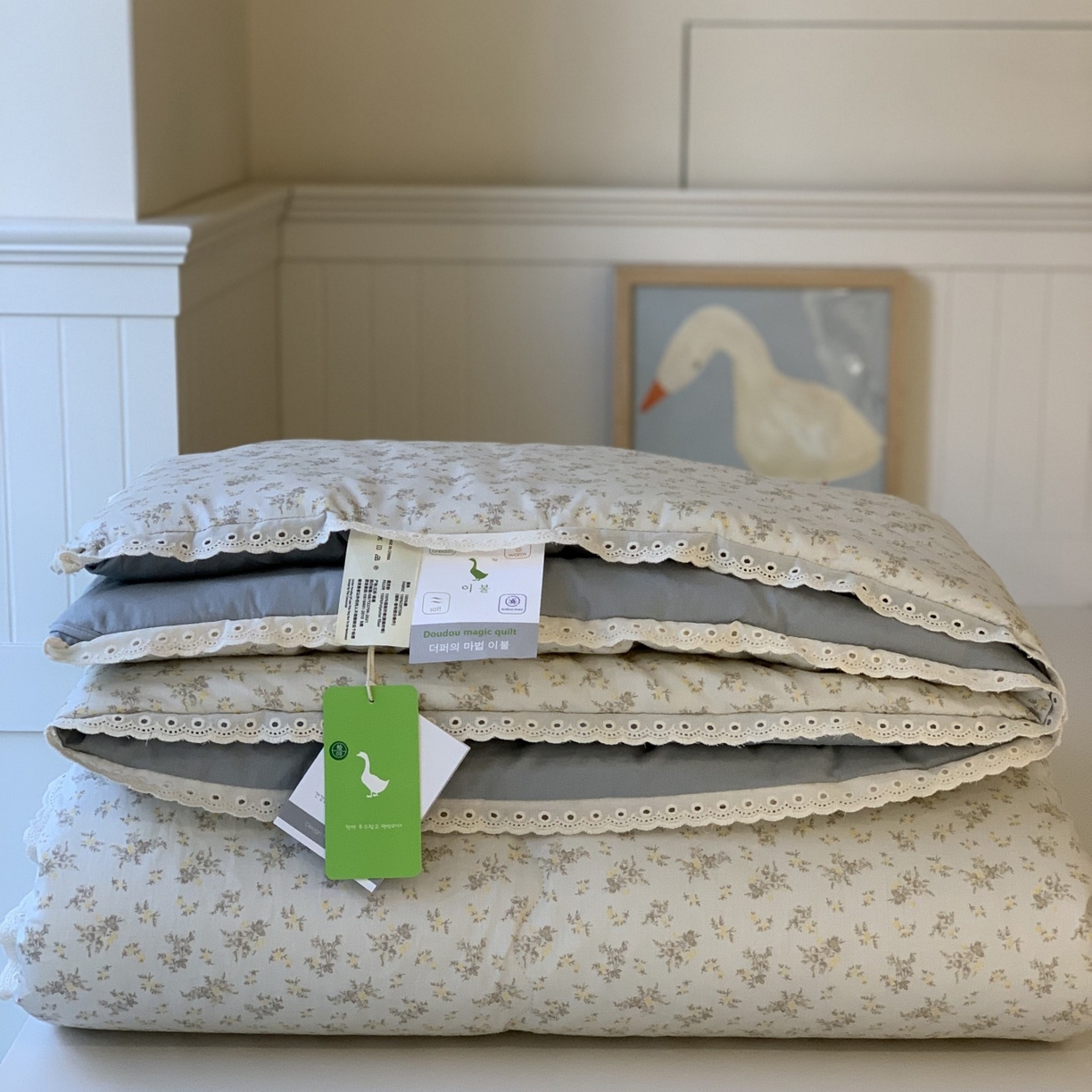 91家纺网 家纺一手货源 找家纺 汇庭 2025秋冬新品慕斯春秋被子被芯系列 花意绿