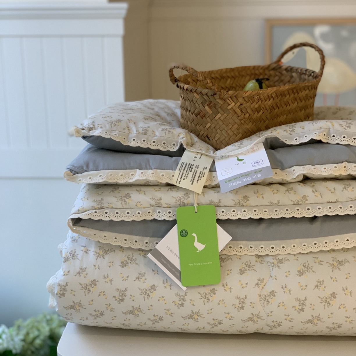 91家纺网 家纺一手货源 找家纺 汇庭 2025秋冬新品慕斯春秋被子被芯系列 花意绿