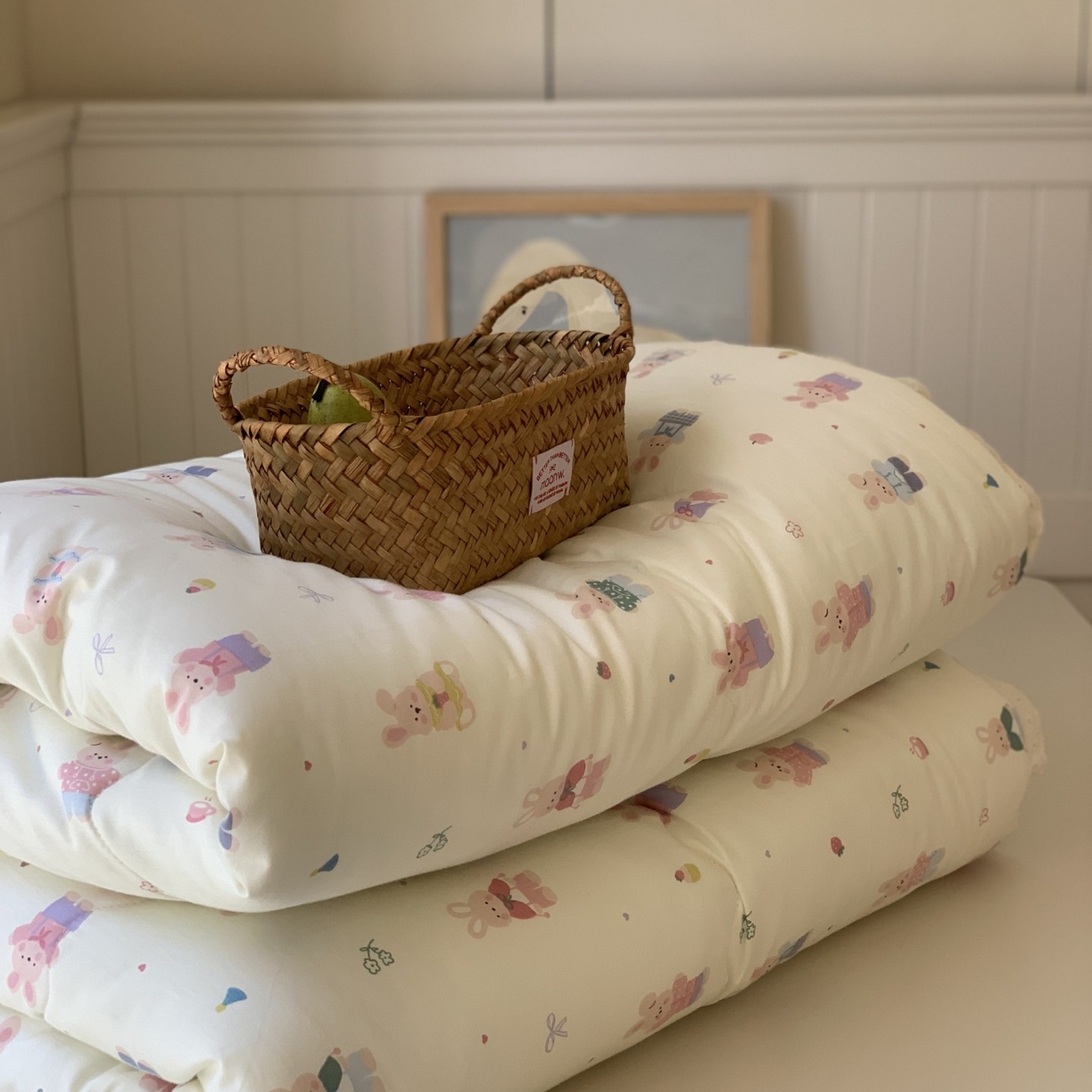 91家纺网 家纺一手货源 找家纺 汇庭 2025秋冬新品慕斯春秋被子被芯系列 奶糖兔