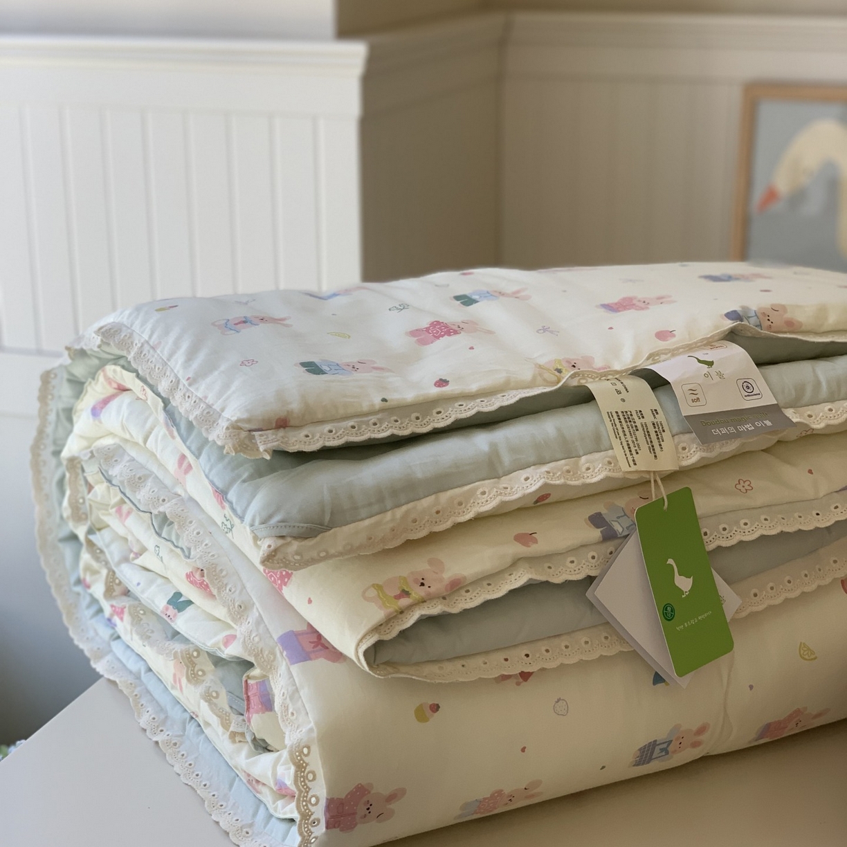 91家纺网 家纺一手货源 找家纺 汇庭 2025秋冬新品慕斯春秋被子被芯系列 奶糖兔