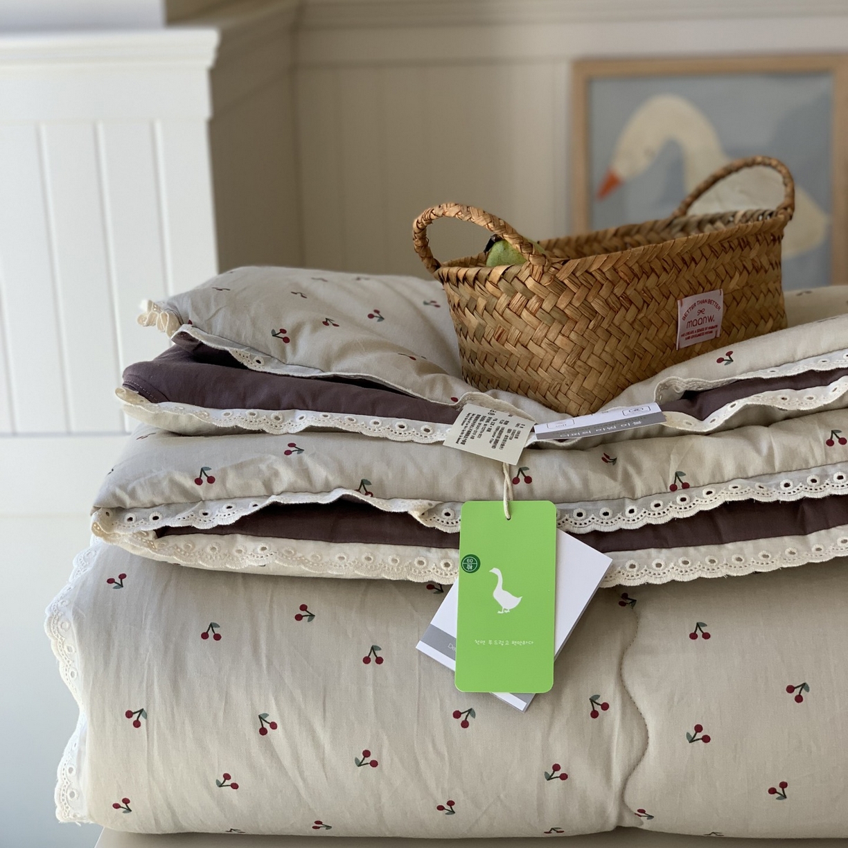 91家纺网 家纺一手货源 找家纺 汇庭 2025秋冬新品慕斯春秋被子被芯系列 甜甜樱桃紫