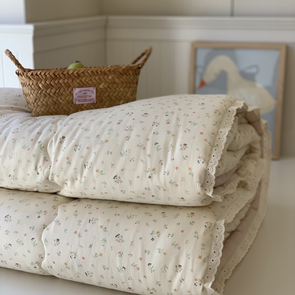 91家纺网 家纺一手货源 找家纺 汇庭 2025秋冬新品慕斯春秋被子被芯系列 小花点点