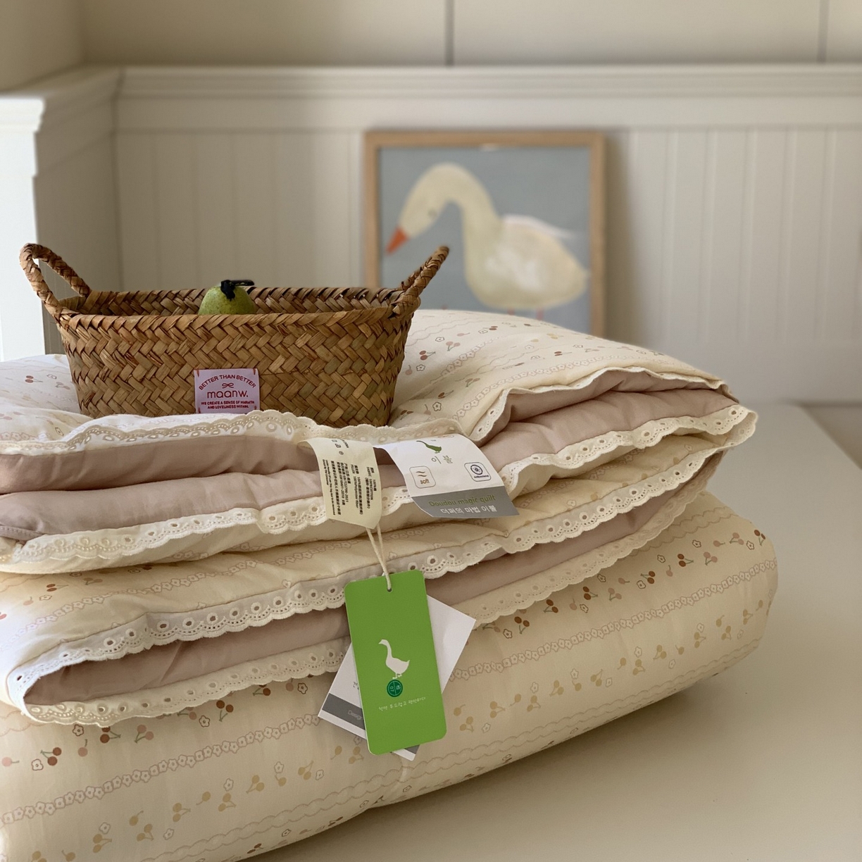 91家纺网 家纺一手货源 找家纺 汇庭 2025秋冬新品慕斯春秋被子被芯系列 樱桃彩色