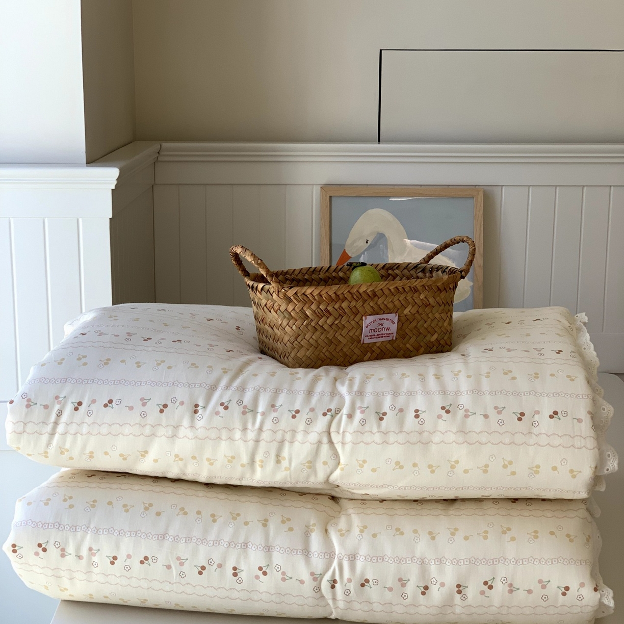 91家纺网 家纺一手货源 找家纺 汇庭 2025秋冬新品慕斯春秋被子被芯系列 樱桃彩色