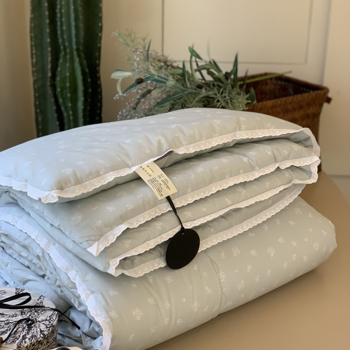 91家纺网 家纺一手货源 找家纺 汇庭 2025秋冬新品慕斯春秋被子被芯系列 暖心蓝