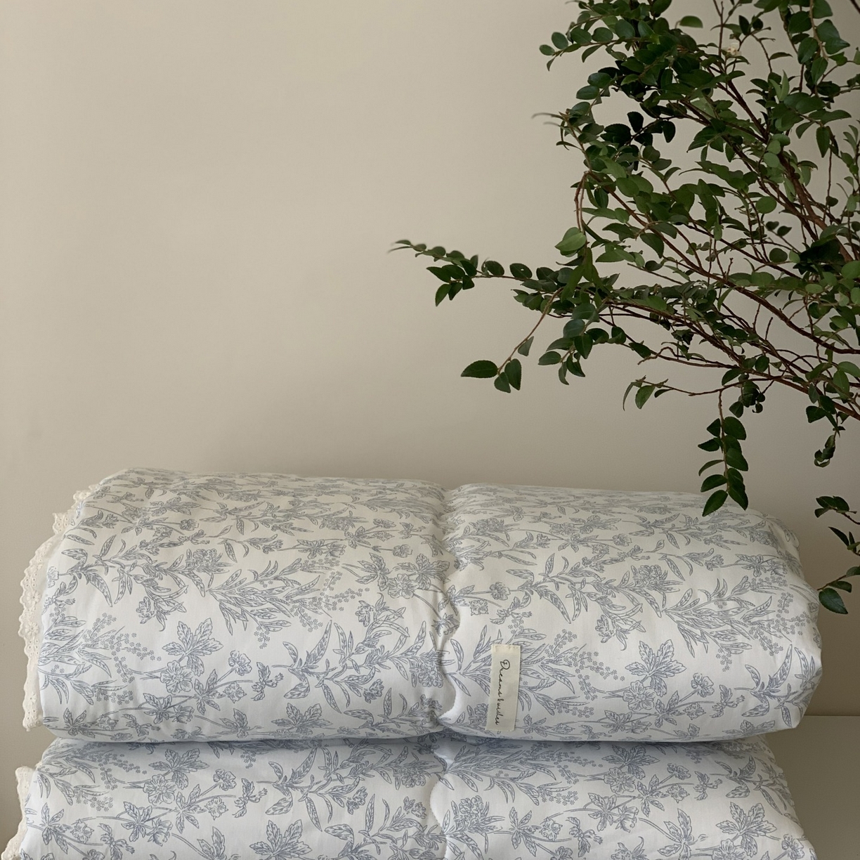 91家纺网 家纺一手货源 找家纺 汇庭 2025秋冬新品慕斯春秋被子被芯系列 美美蓝