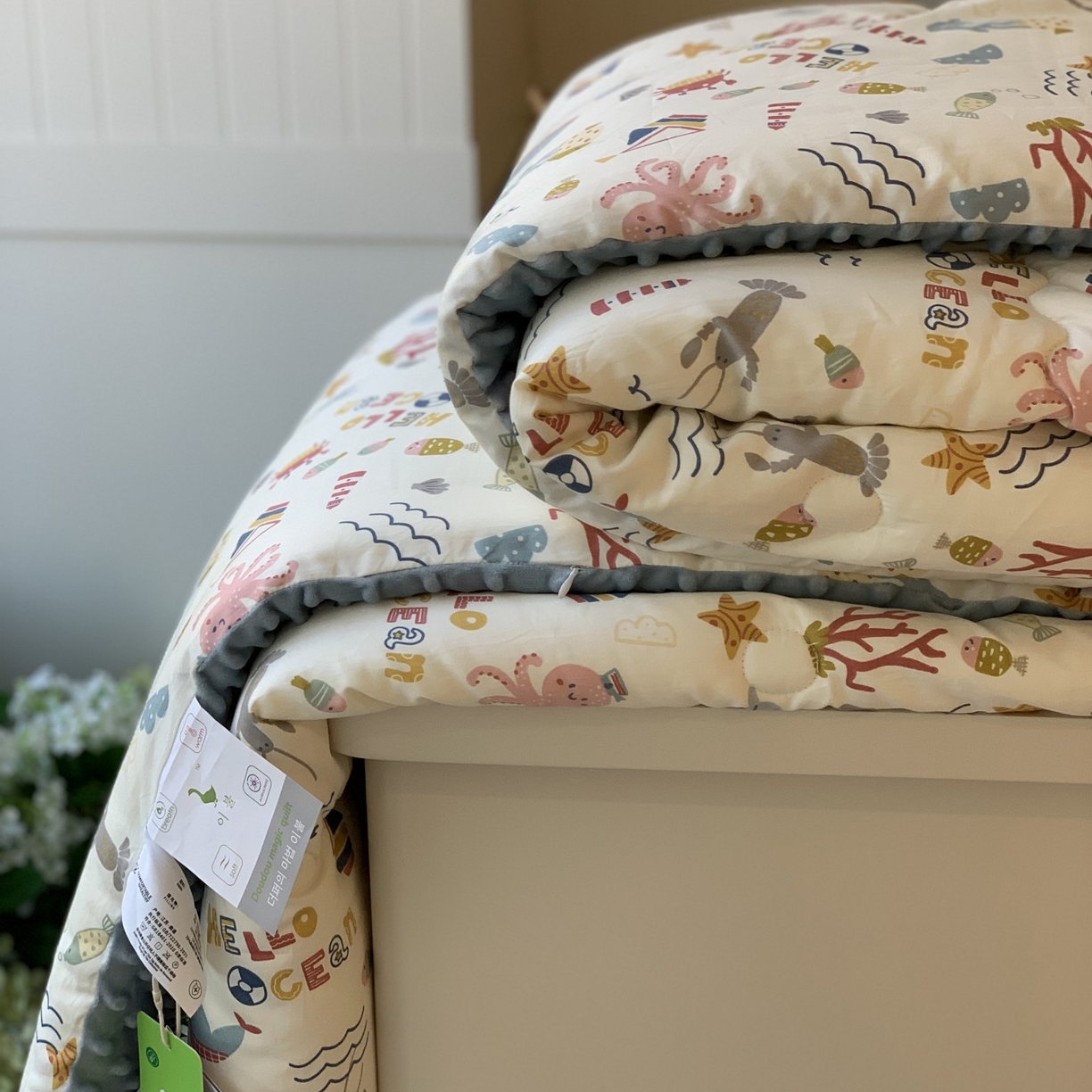 91家纺网 家纺一手货源 找家纺 汇庭 2025秋冬新品60s长绒棉单人豆豆冬被子被芯 八爪鱼