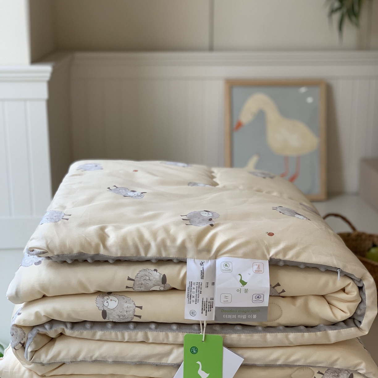 91家纺网 家纺一手货源 找家纺 汇庭 2025秋冬新品60s长绒棉单人豆豆冬被子被芯 肖肖羊米