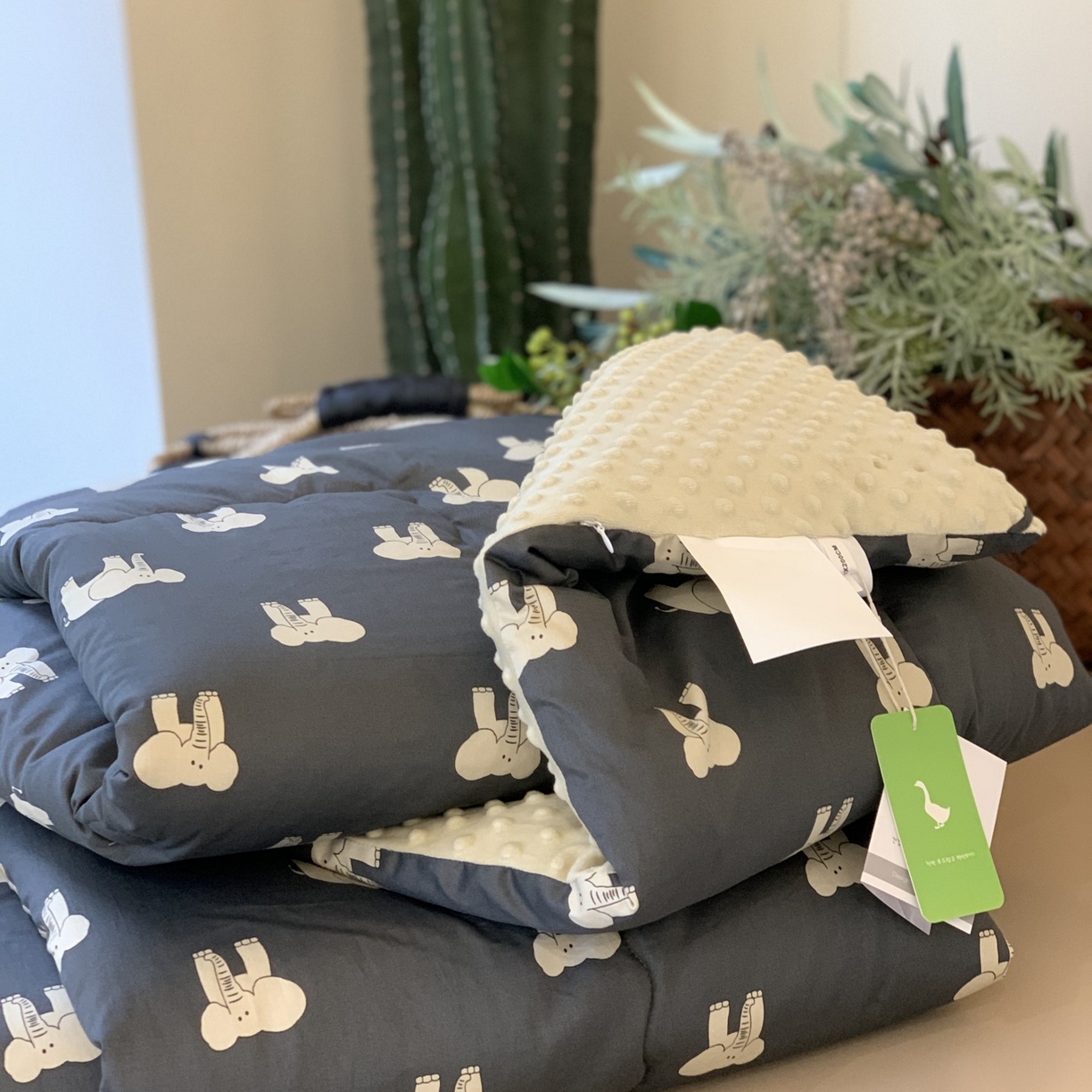 91家纺网 家纺一手货源 找家纺 （总）汇庭 2025秋冬新品60s长绒棉单人豆豆冬被子被芯