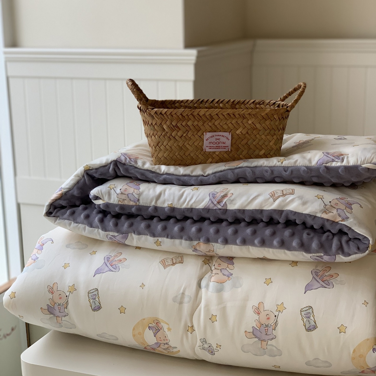 91家纺网 家纺一手货源 找家纺 汇庭 2025秋冬新品60s长绒棉单人豆豆冬被子被芯 紫精灵