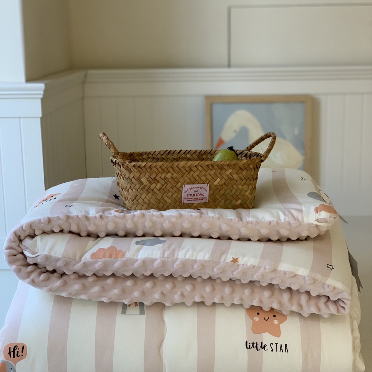 91家纺网 家纺一手货源 找家纺 汇庭 2025秋冬新品60s长绒棉单人豆豆冬被子被芯 星云象