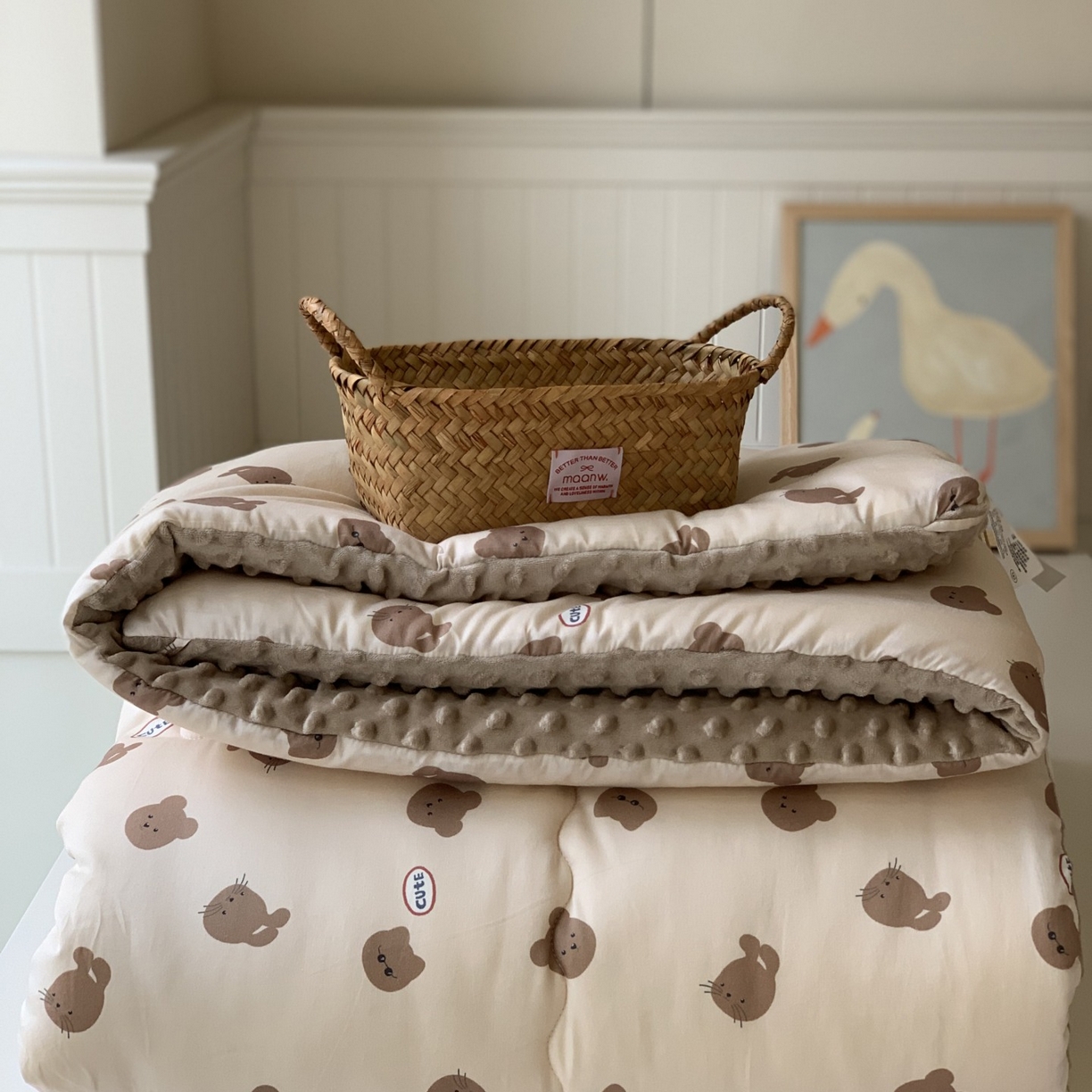 91家纺网 家纺一手货源 找家纺 汇庭 2025秋冬新品60s长绒棉单人豆豆冬被子被芯 乐乐兔