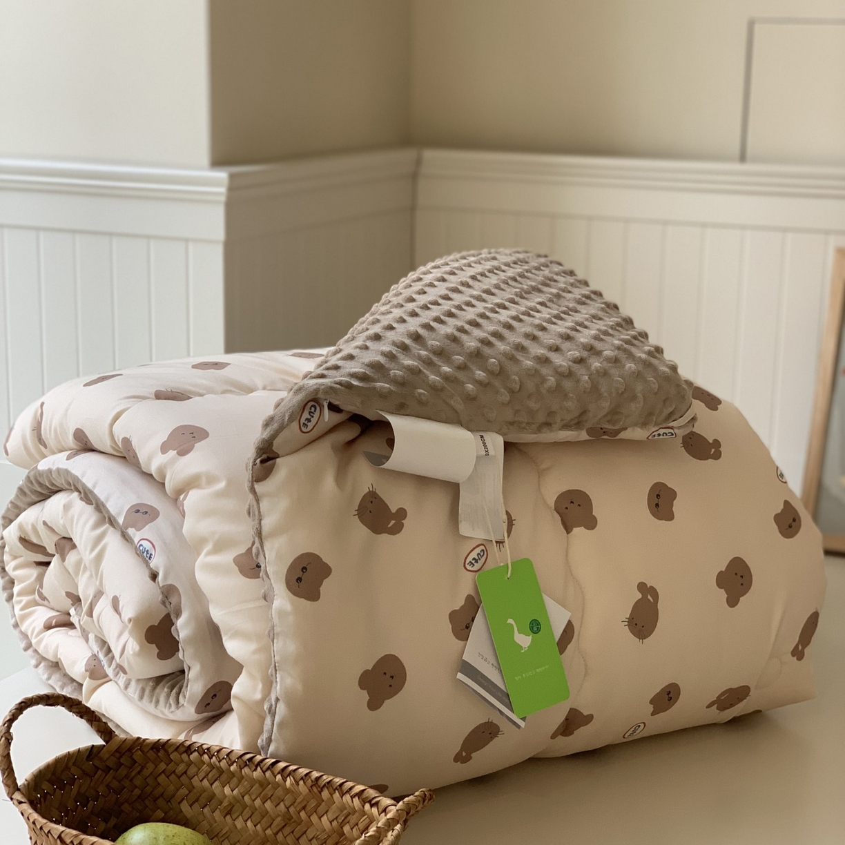 91家纺网 家纺一手货源 找家纺 汇庭 2025秋冬新品60s长绒棉单人豆豆冬被子被芯 乐乐兔