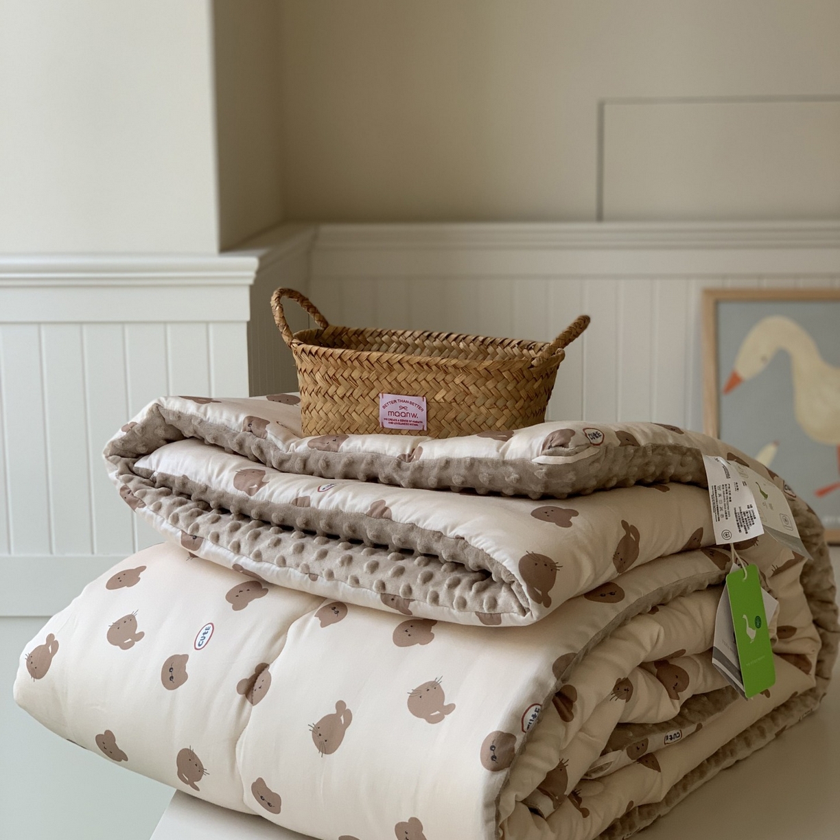 91家纺网 家纺一手货源 找家纺 汇庭 2025秋冬新品60s长绒棉单人豆豆冬被子被芯 乐乐兔