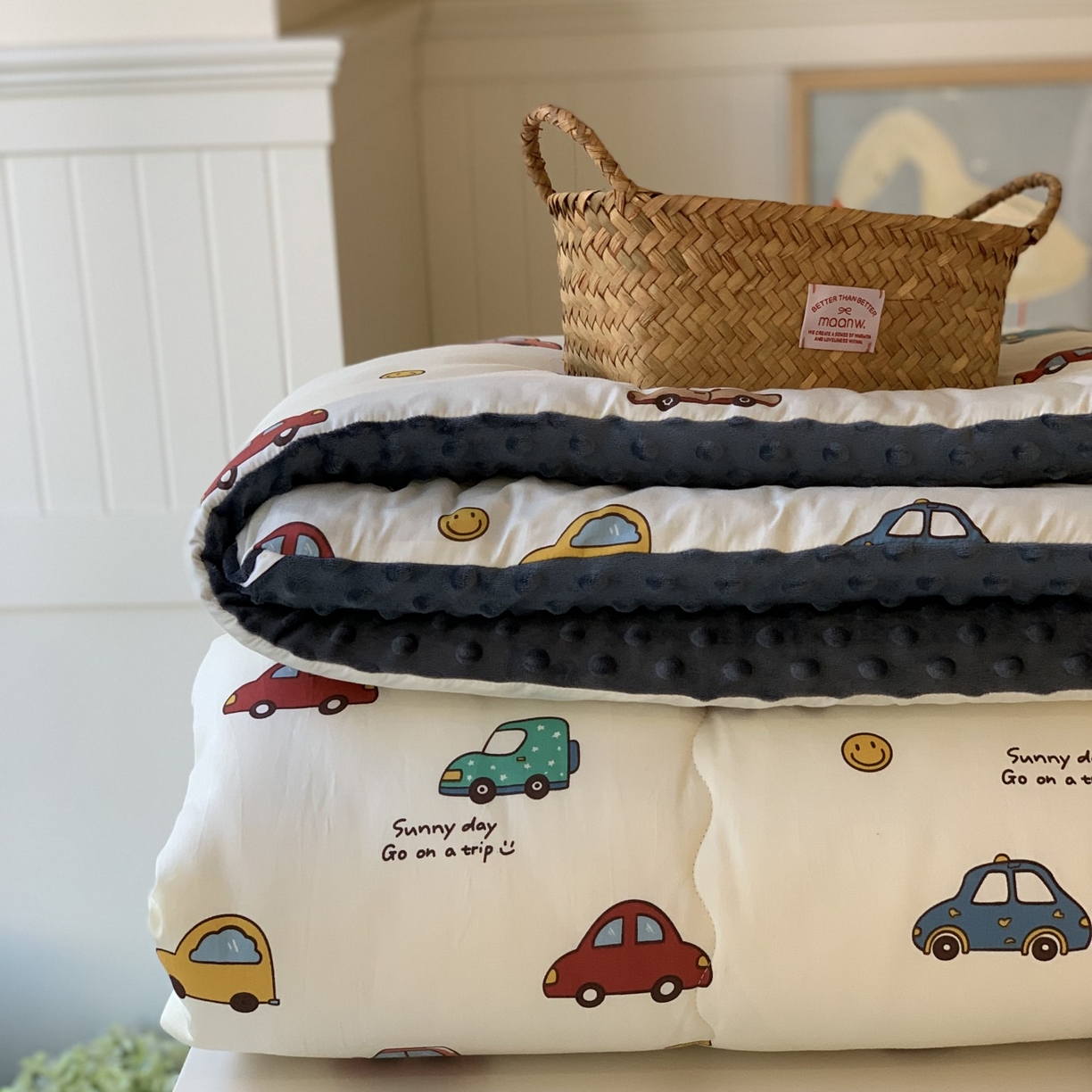 91家纺网 家纺一手货源 找家纺 汇庭 2025秋冬新品60s长绒棉单人豆豆冬被子被芯 汽车派