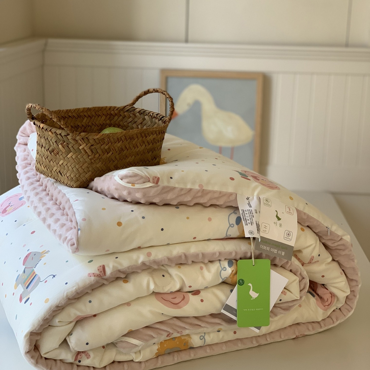 91家纺网 家纺一手货源 找家纺 汇庭 2025秋冬新品60s长绒棉单人豆豆冬被子被芯 小小玛特