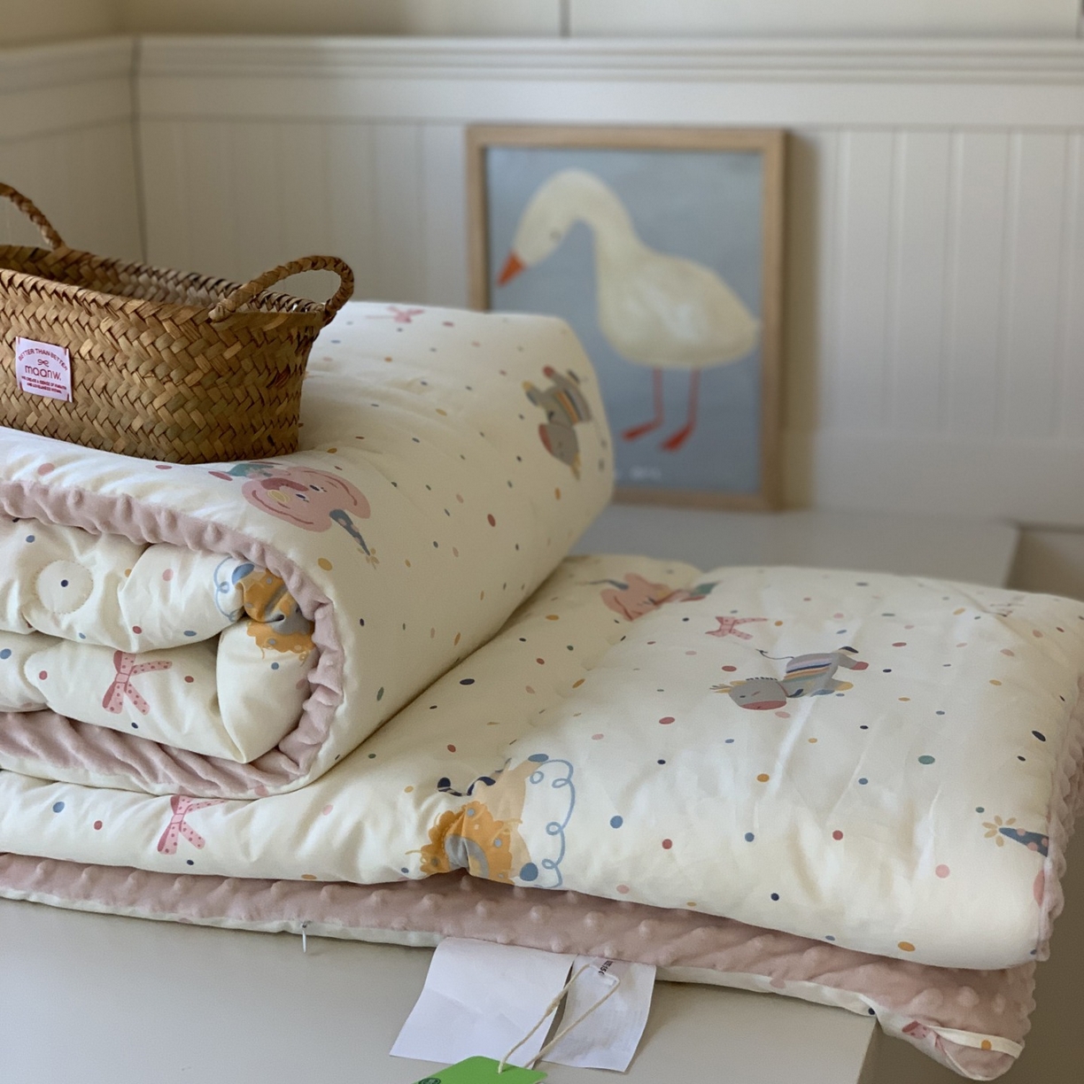 91家纺网 家纺一手货源 找家纺 汇庭 2025秋冬新品60s长绒棉单人豆豆冬被子被芯 小小玛特