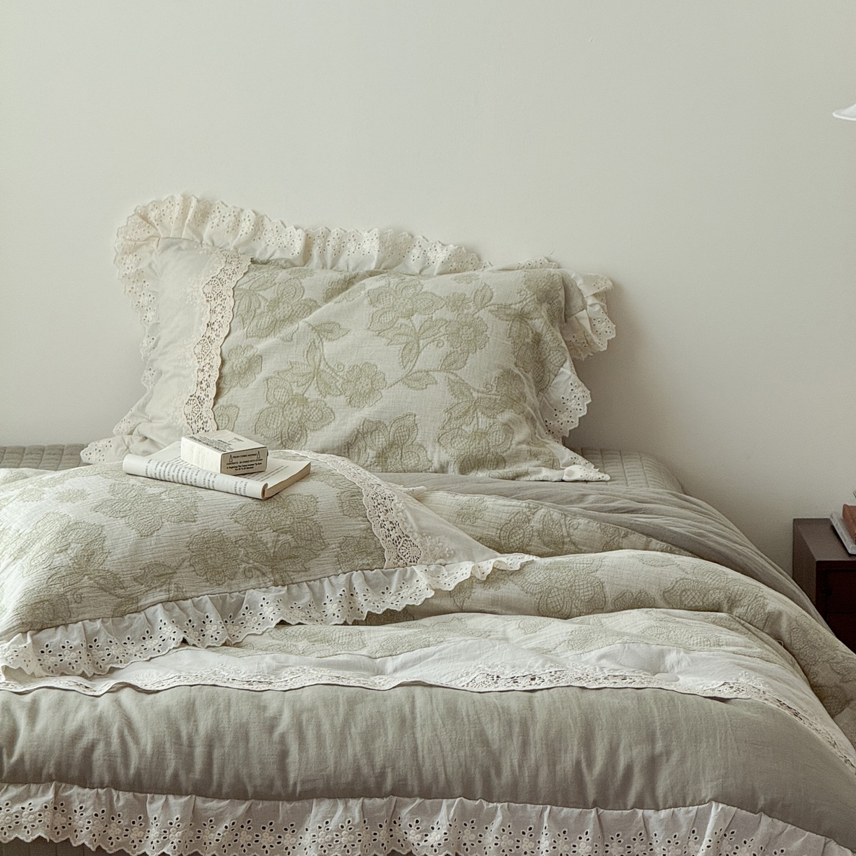 91家纺网 家纺一手货源 找家纺 汇庭 2025秋冬新款禾悦棉麻春秋春悦纱布床盖系列 禾悦绿