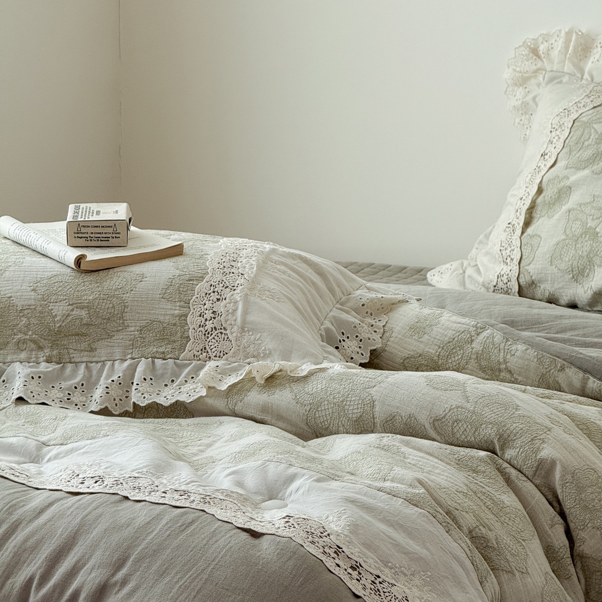 91家纺网 家纺一手货源 找家纺 汇庭 2025秋冬新款禾悦棉麻春秋春悦纱布床盖系列 禾悦绿