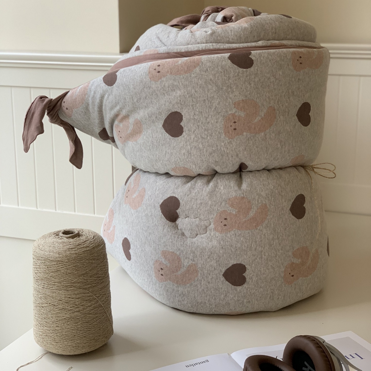 91家纺网 家纺一手货源 找家纺 汇庭 2025秋冬新款小耳朵色织春秋被子被芯系列 红宗小兔