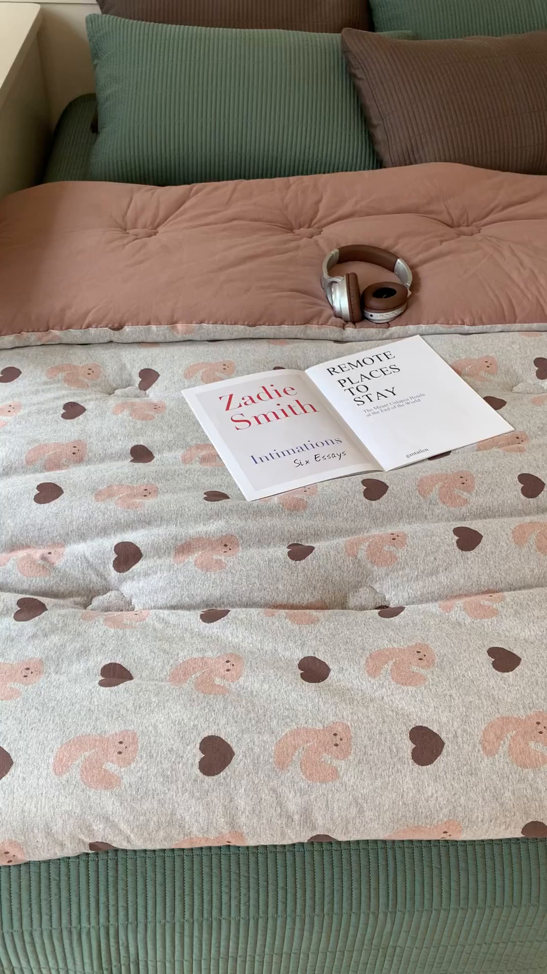 91家纺网 家纺一手货源 找家纺 汇庭 2025秋冬新款小耳朵色织春秋被子被芯系列 红宗小兔