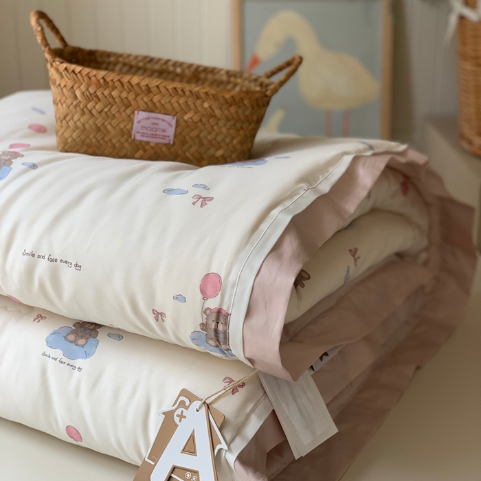 91家纺网 家纺一手货源 找家纺 汇庭 2025新款美棉春秋被被子被芯系列 气球小熊