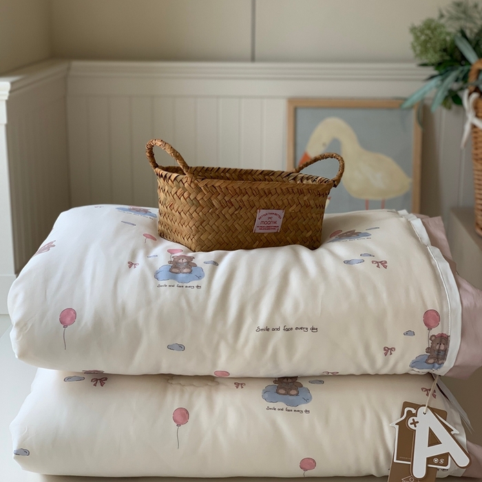 91家纺网 家纺一手货源 找家纺 汇庭 2025新款美棉春秋被被子被芯系列 气球小熊