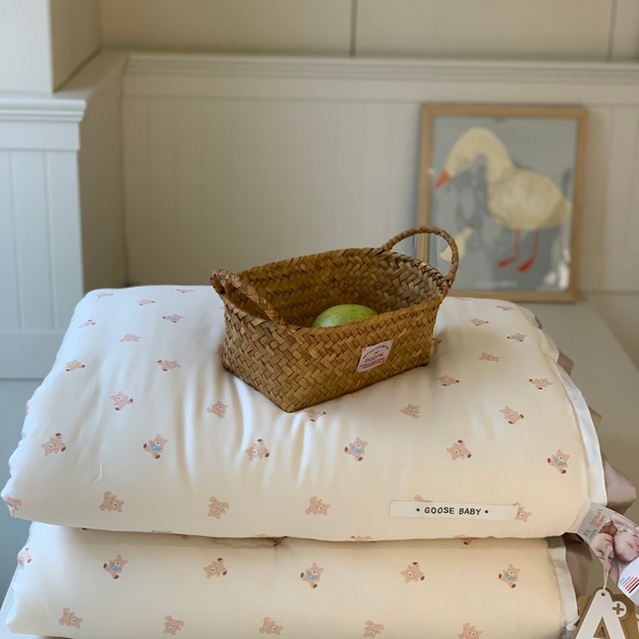 91家纺网 家纺一手货源 找家纺 汇庭 2025新款美棉春秋被被子被芯系列 奶油小熊