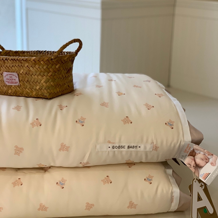 91家纺网 家纺一手货源 找家纺 汇庭 2025新款美棉春秋被被子被芯系列 奶油小熊