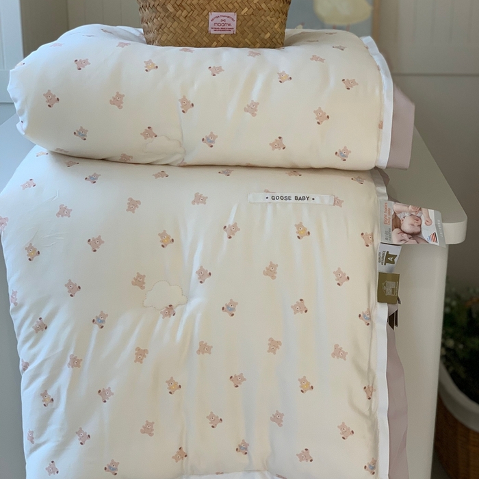 91家纺网 家纺一手货源 找家纺 汇庭 2025新款美棉春秋被被子被芯系列 奶油小熊